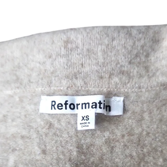 REFORMATION | Sleeveless Cashmere Crop Top in Camel ~ Size XS - Picture 6 of 7